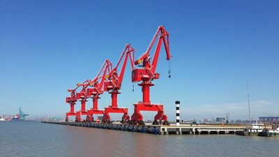 Опорно-поворотный круг для судового оборудования